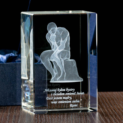 Grawerowana postać Myśliciela 3D - kryształowa statuetka DLA PRAWNIKA