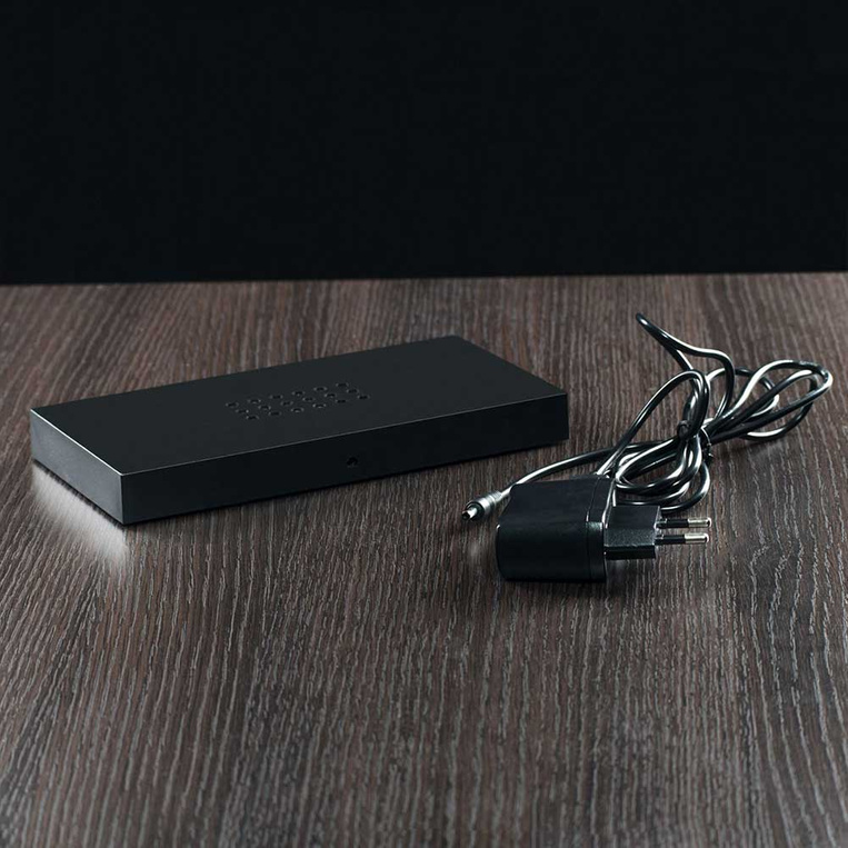 LED stand: 200x100x20 mm