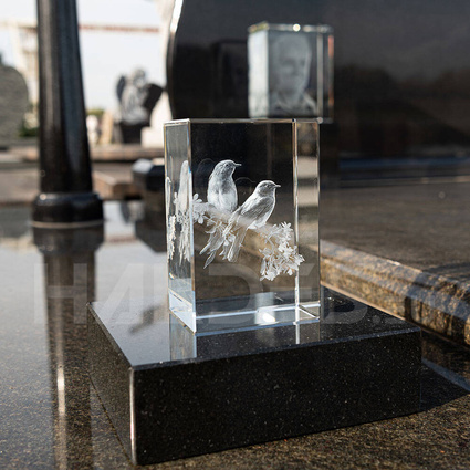 Ptaki w krysztale (80x120x80 mm)
