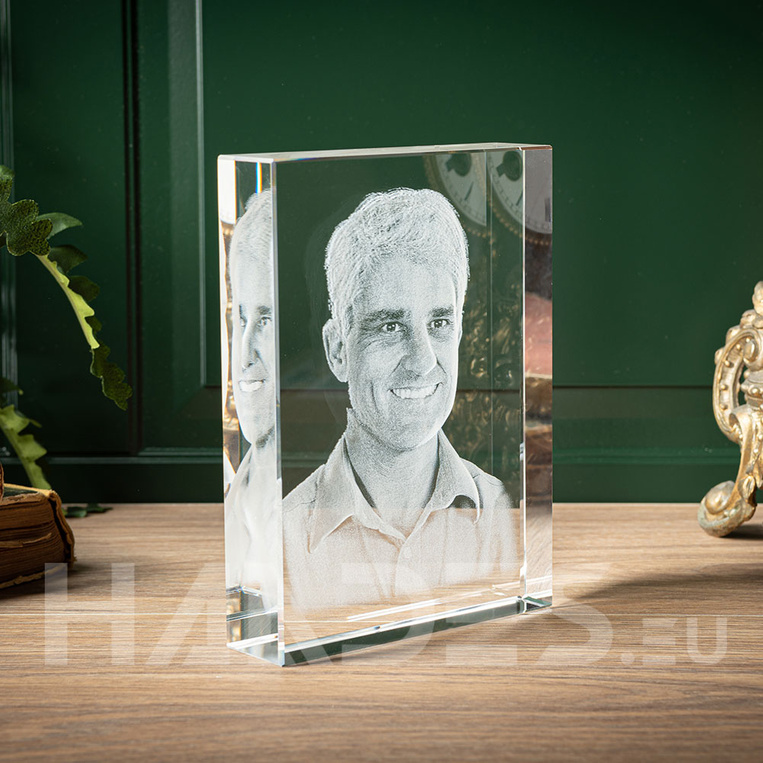 Commemorative statuette KPP-04: (110x150x30 mm)