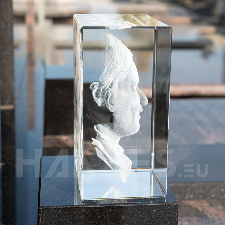 Zdjęcie nagrobkowe 3D KP-05 (150x200x100 mm)