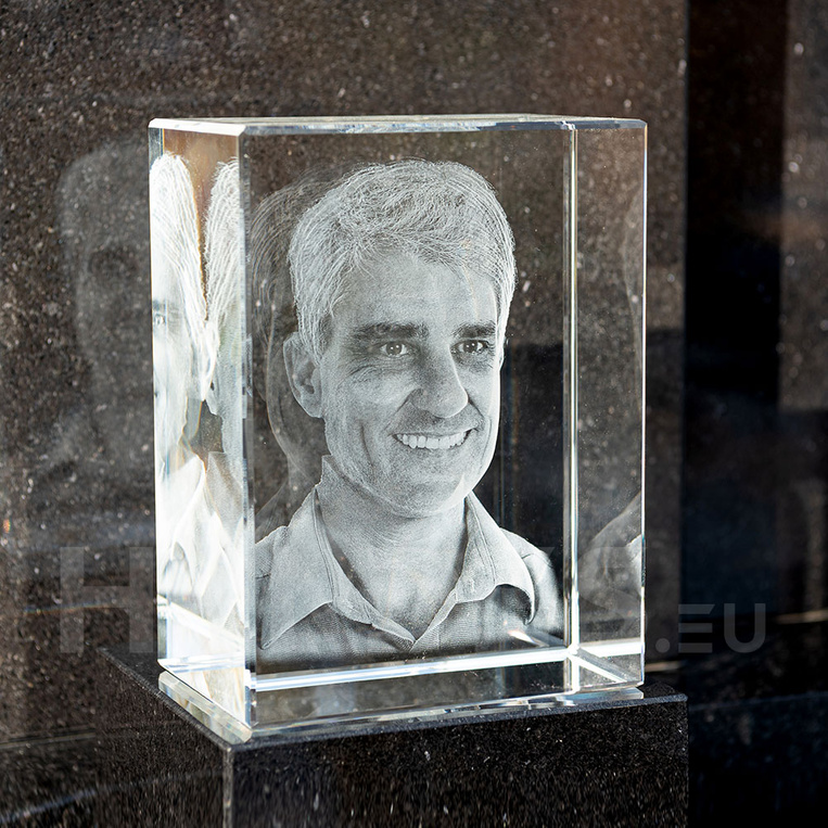 Zdjęcie nagrobkowe 3D KP-05 (150x200x100 mm)